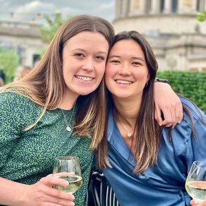 Meet your Posher, Helen